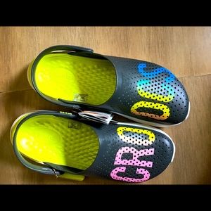 Crocs clogs